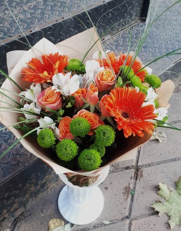Букет цветов из: Герберы, Хризантемы, Альстромерии и Розы в Савостино
