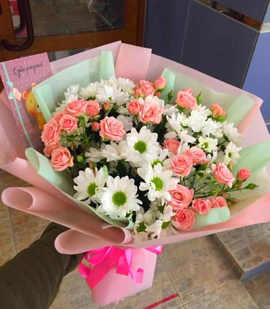 Букет цветов из: Розы и Хризантемы в Савостино