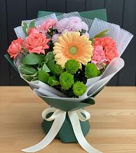 Букет цветов из:  Гвоздики, Розы, Герберы и Хризантемы в Савостино