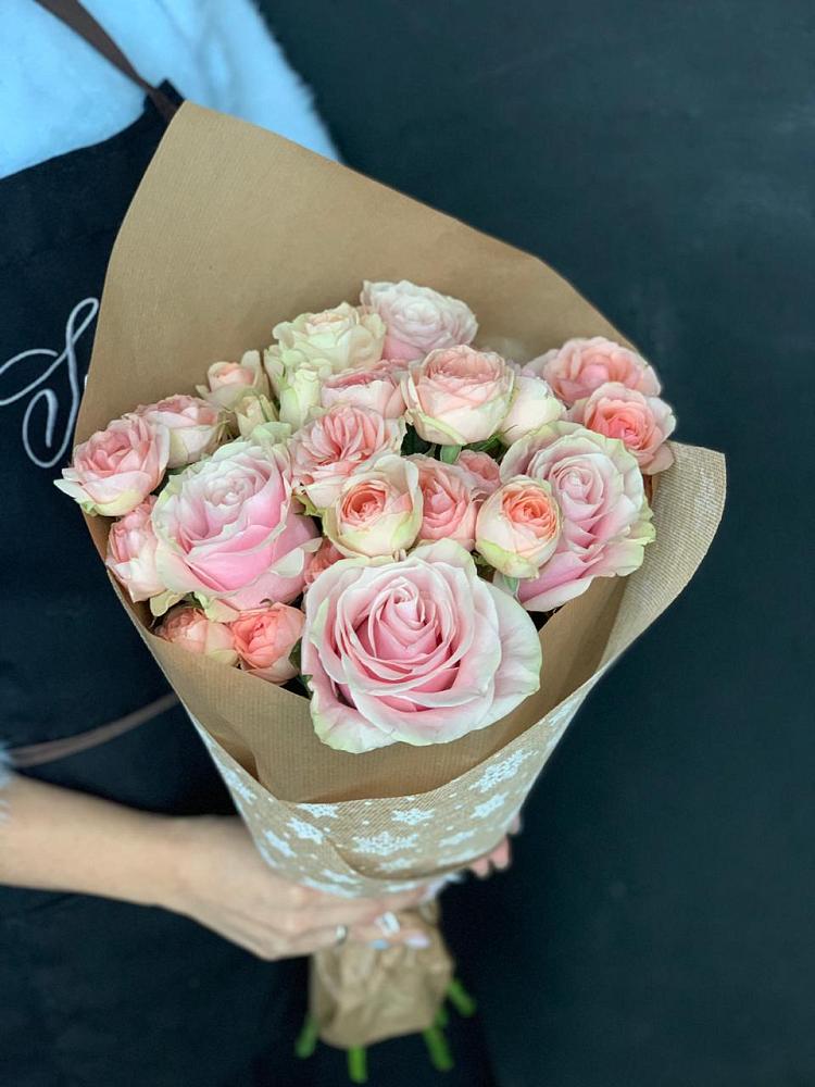 Букет цветов из: Хризантемы и Розы в Савостино