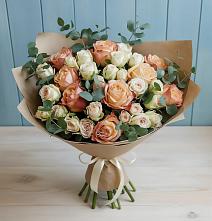 Букет цветов из:  Альстромерии и Розы в Савостино